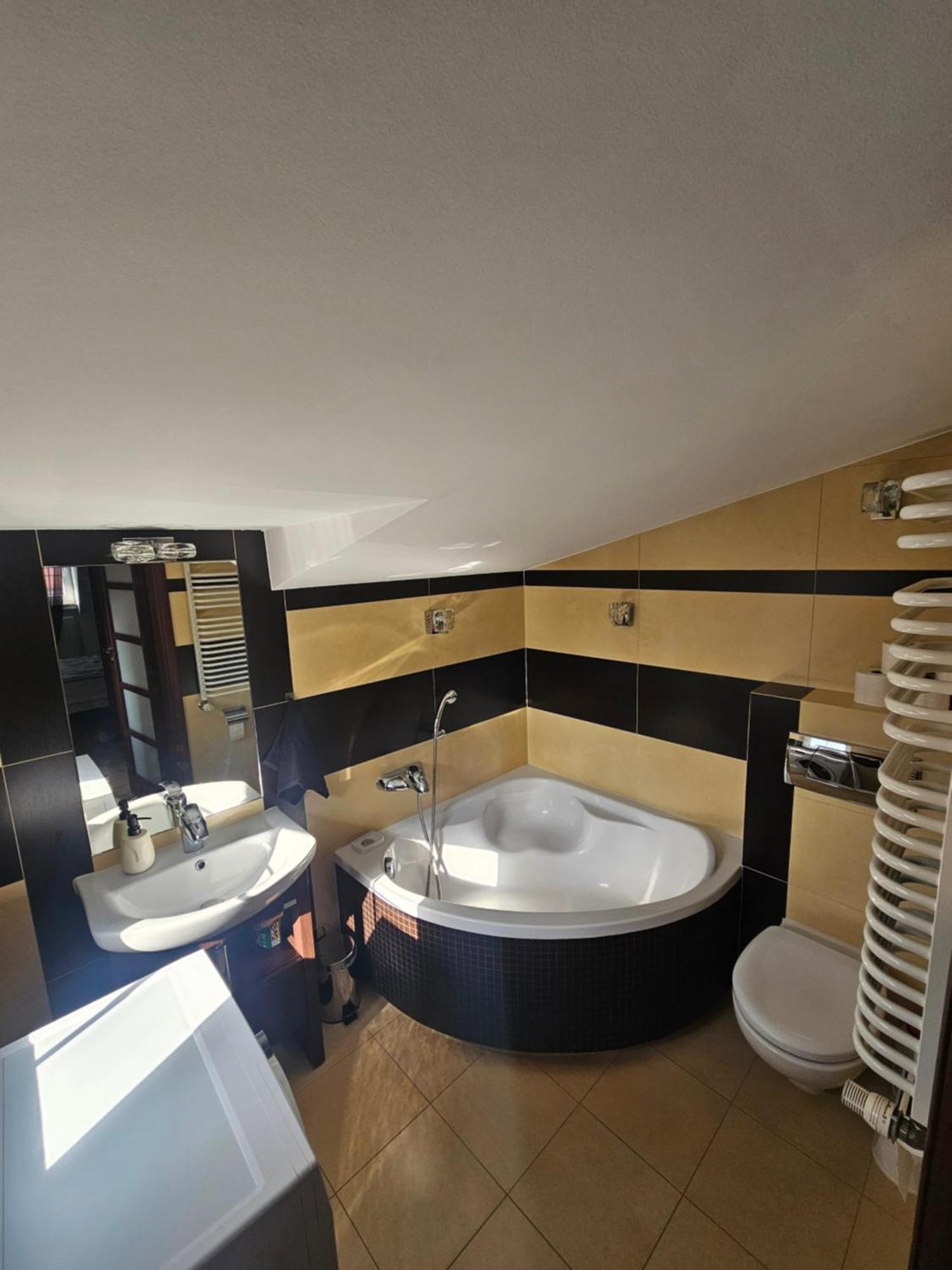 Na Rynku Apartment Slesin  Bagian luar foto